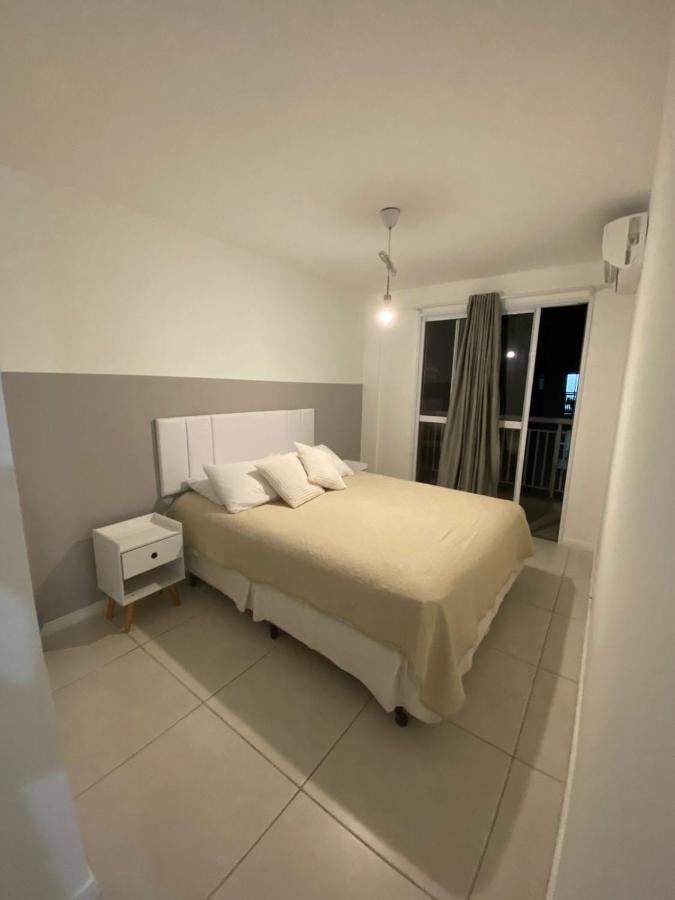 Mediterrâneo 507 - Todo Equipado, Suíte com Ar Split, Churrasqueira na Varanda, Internet 240MB WiFi, Estacionamento Grátis, a 1 Km das Praias Cabo Frio Esterno foto