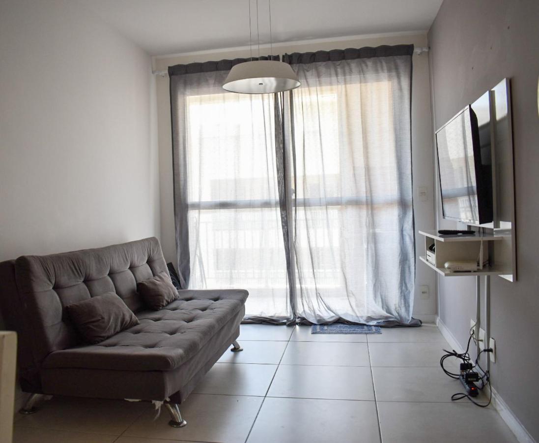 Mediterrâneo 507 - Todo Equipado, Suíte com Ar Split, Churrasqueira na Varanda, Internet 240MB WiFi, Estacionamento Grátis, a 1 Km das Praias Cabo Frio Esterno foto