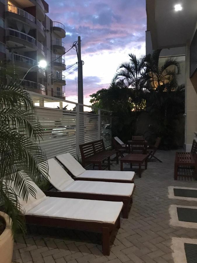 Mediterrâneo 507 - Todo Equipado, Suíte com Ar Split, Churrasqueira na Varanda, Internet 240MB WiFi, Estacionamento Grátis, a 1 Km das Praias Cabo Frio Esterno foto